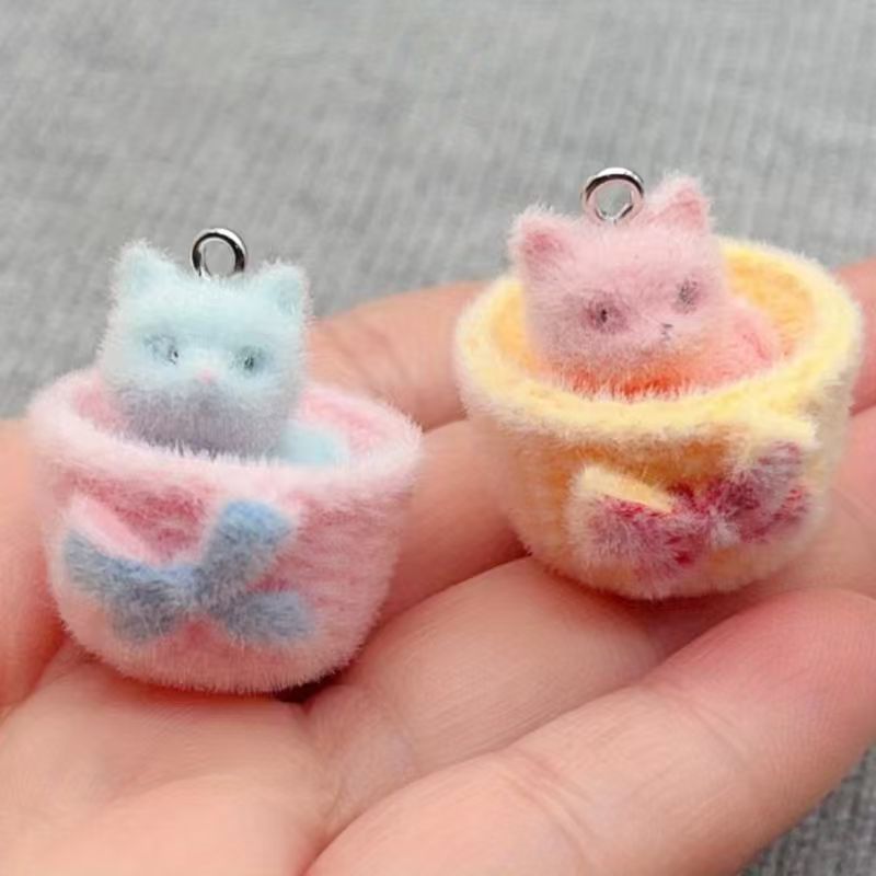4 pendenti a forma di gatto in - Resin Art Jewellery Kit recensione e prezzo