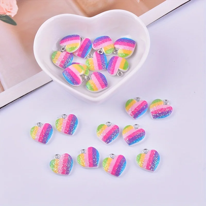 10 Pezzi Ciondoli a Cuore in R - Resin Art Heart recensione e prezzo
