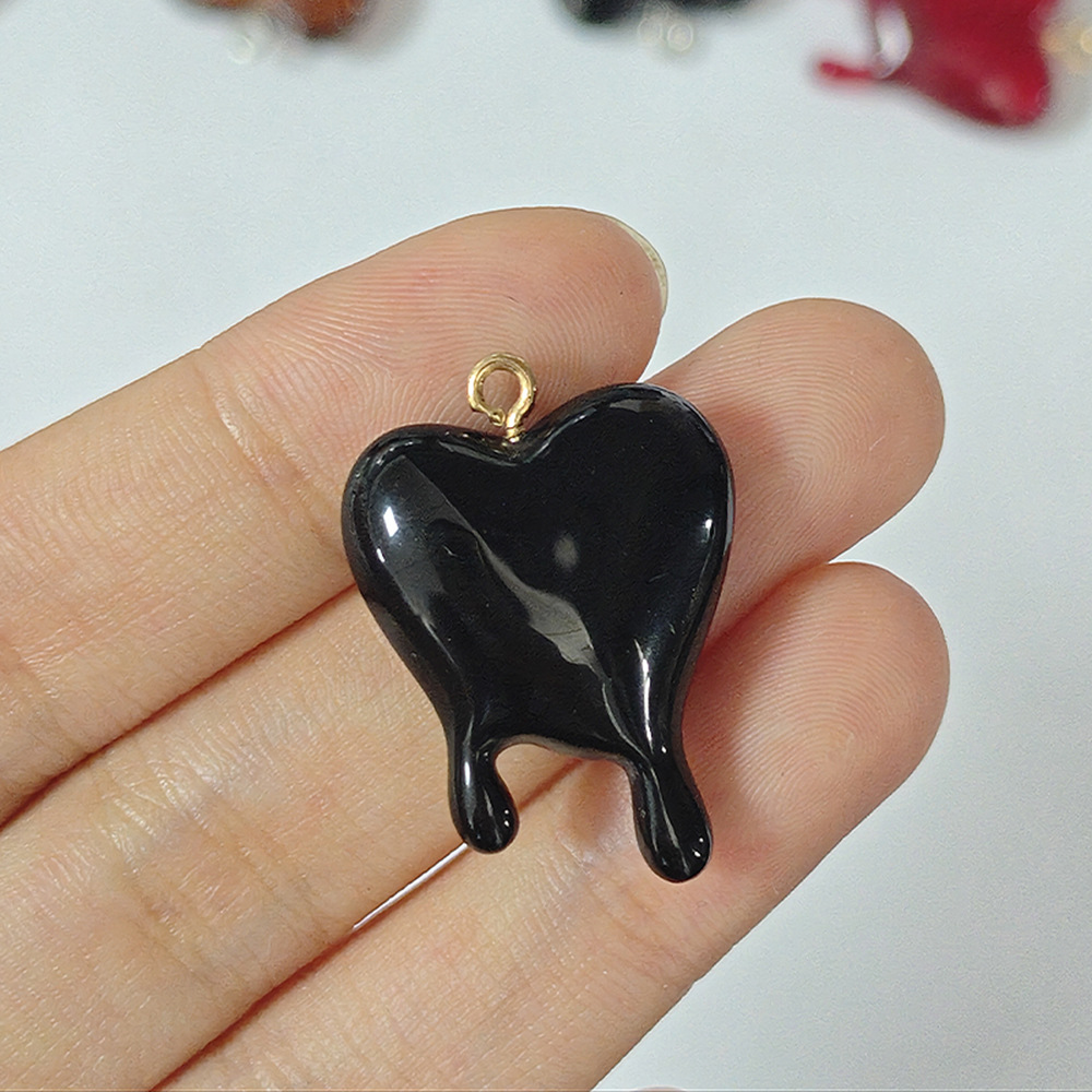 10 pezzi di ciondoli in resina - Resin Art Heart recensione e prezzo