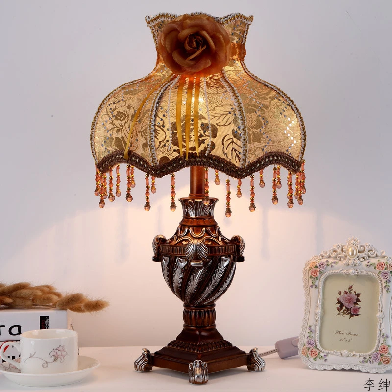 Lampada da tavolo vintage prin - Resin Art Floor recensione e prezzo