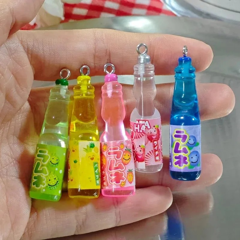 10 Pezzi Ciondoli in Resina a  - Resin Art Jewellery Kit recensione e prezzo